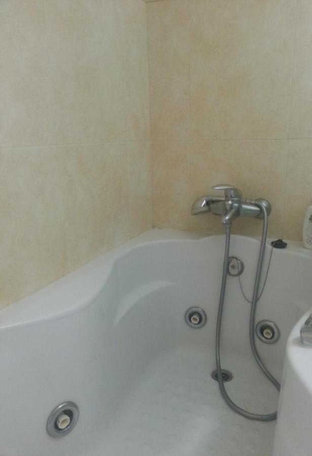 Paseo Maritimo Antonio Banderas Apartment Malaga Exterior photo