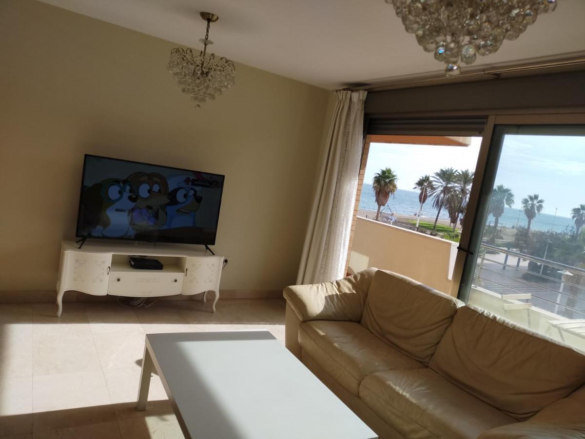 Paseo Maritimo Antonio Banderas Apartment Malaga Exterior photo
